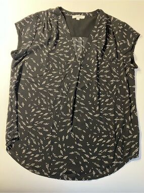 Black Printed V-Neck Cap Sleeve Blouse